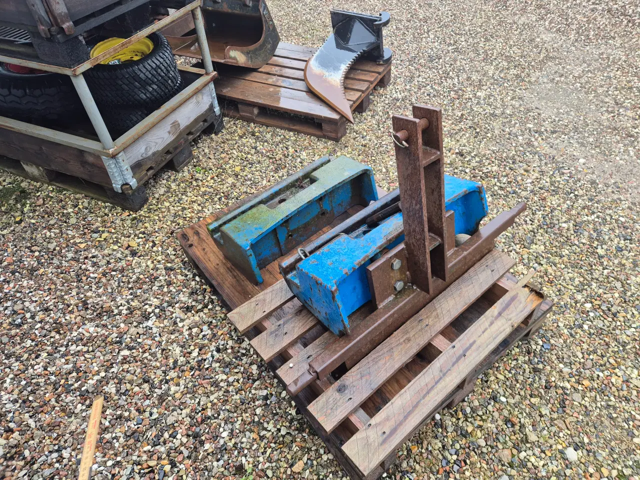 Billede 2 - Ford Basisklods til frontvægte.