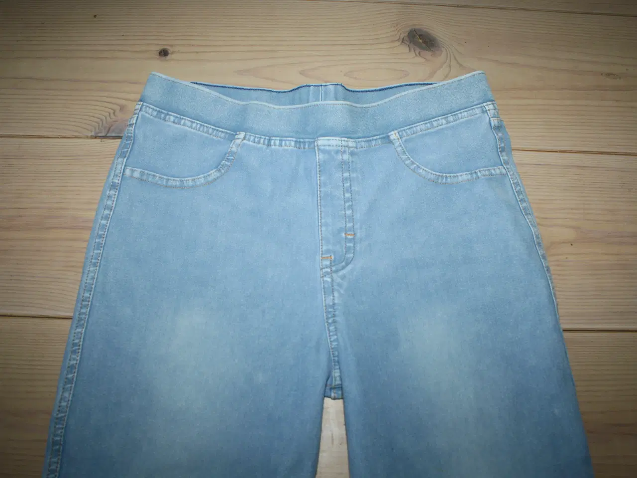 Billede 3 - Jeans str. 170