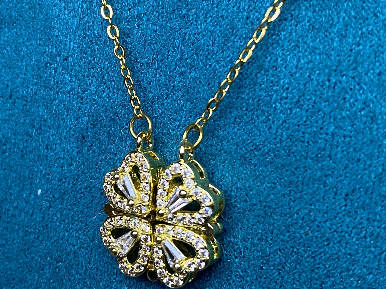 Billede 4 - Halskæde med firkløver