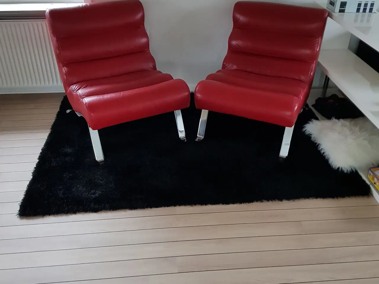 Billede 1 - Lænestole, Rød læder inkl. tæppe