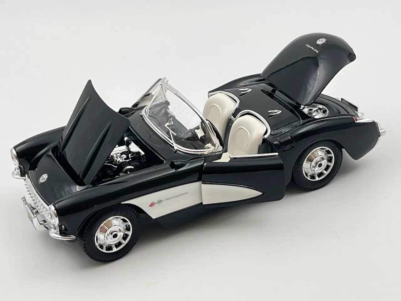 Billede 5 - 1957 Chevrolet Corvette C1 1:18