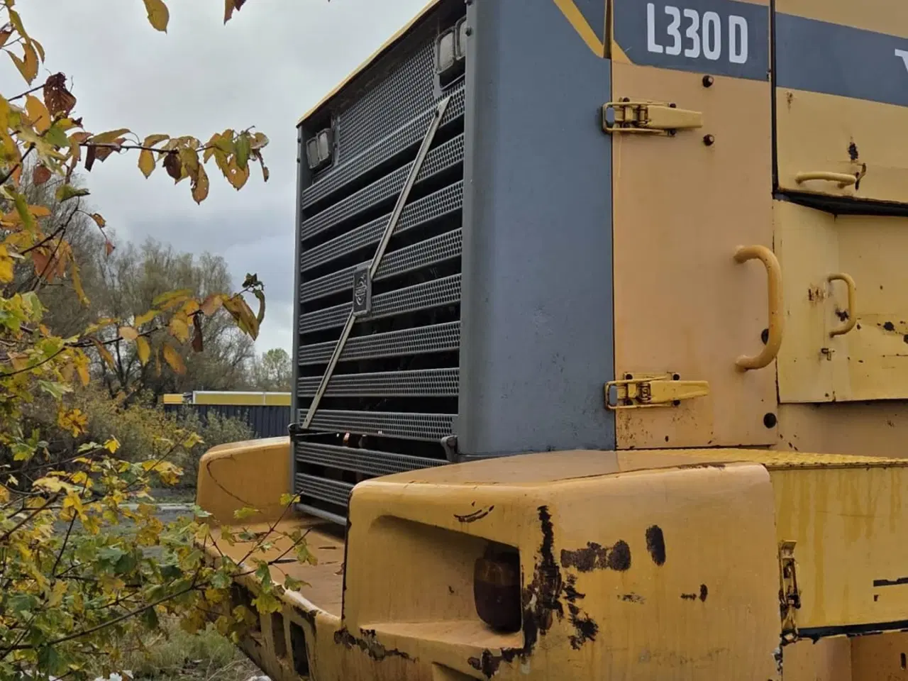 Billede 11 - Volvo 330D med skovl
