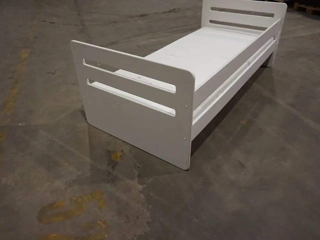 Billede 5 - Alpha juniorseng med madras 80x160 cm - hvid