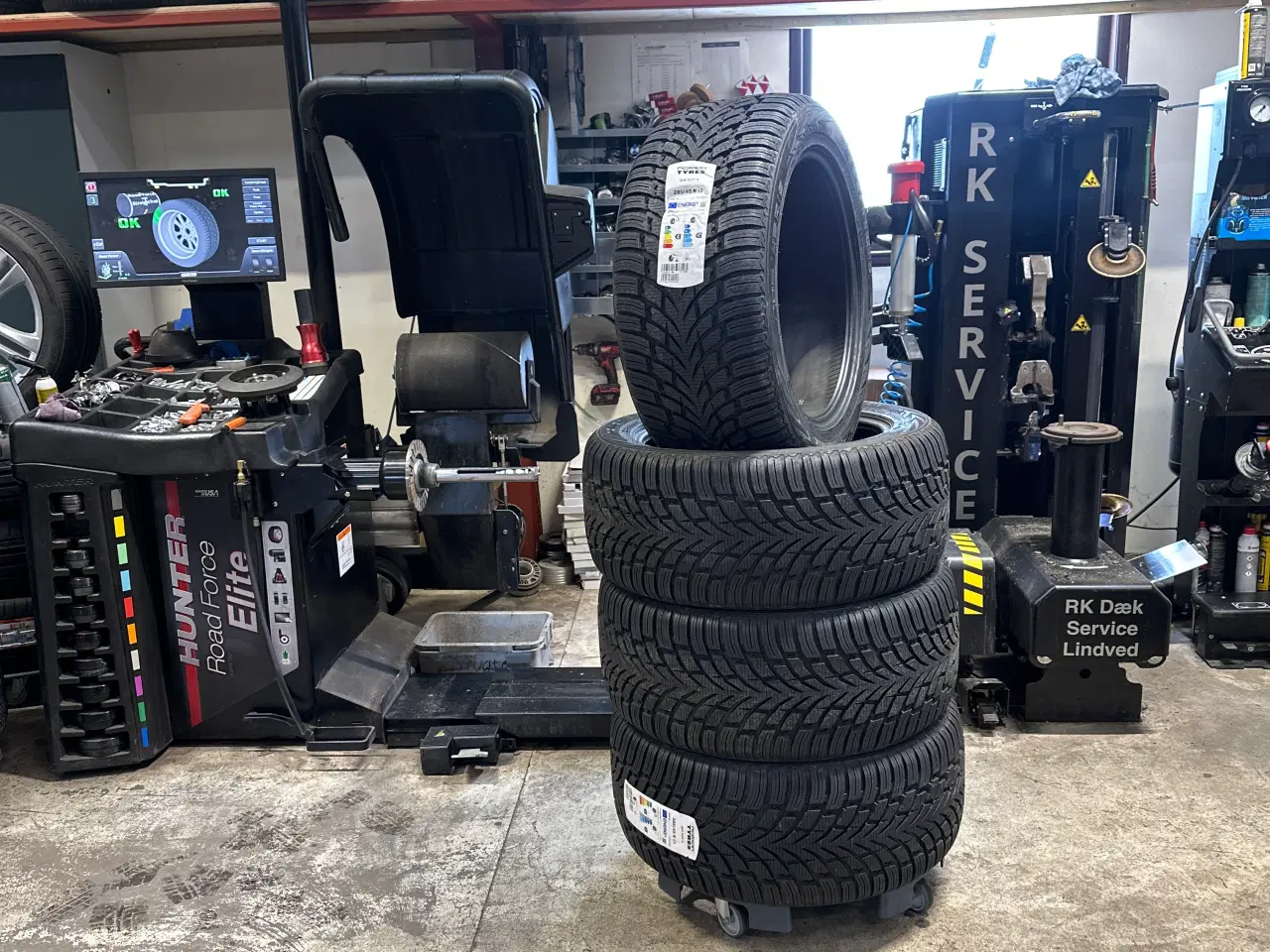 Billede 1 - Nokian vinterdæk 285/45 19 111v xl