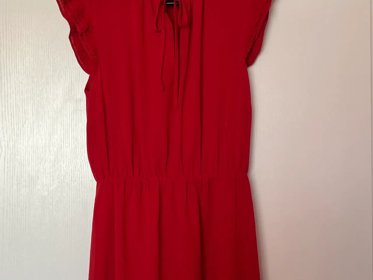 Billede 2 - Rød H&M kjole