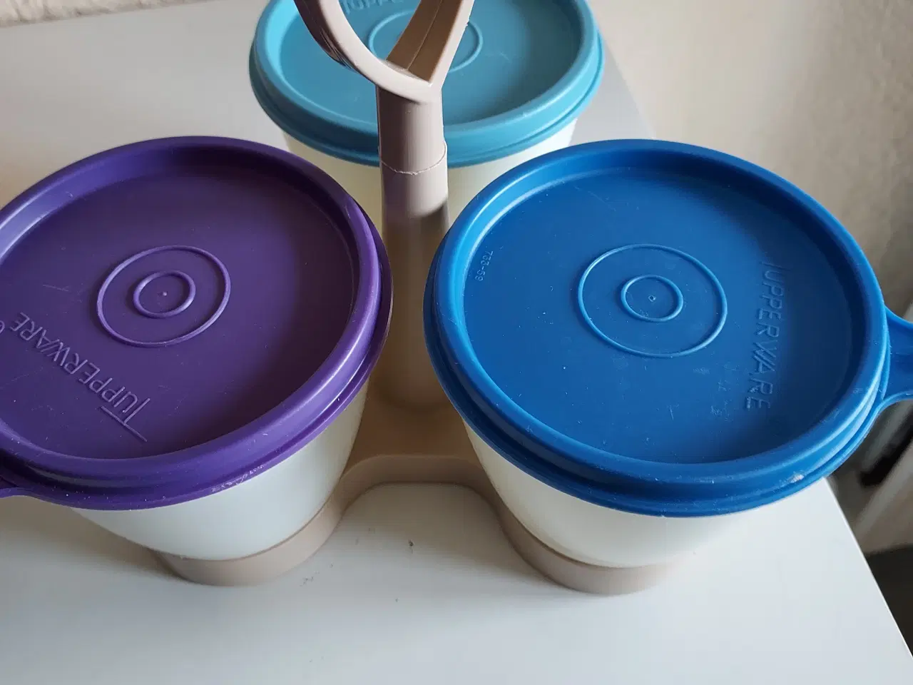 Billede 1 - Tupperware tredelt beholder 