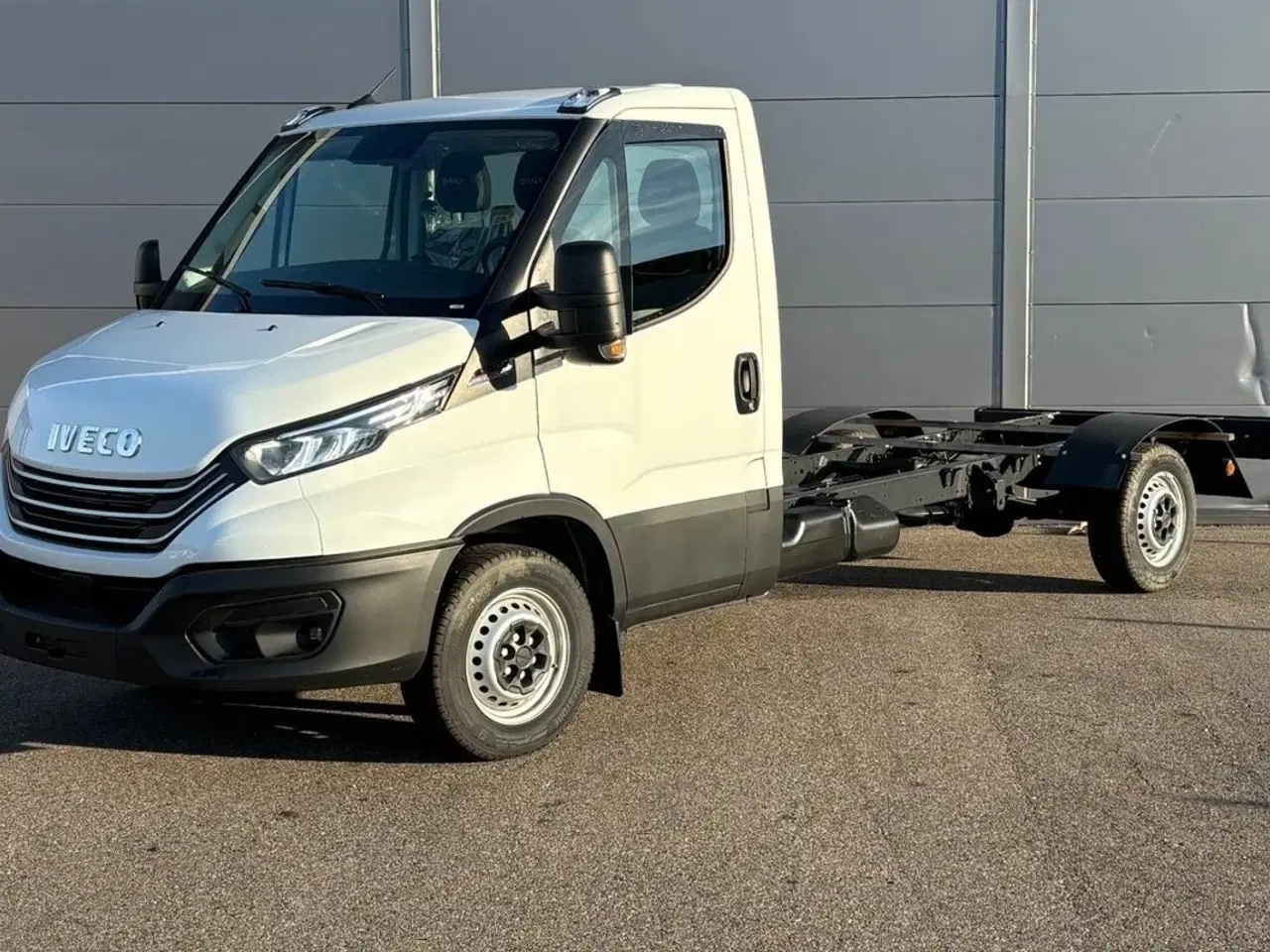 Billede 3 - Iveco Daily 3,0 35S18 4100mm Lad AG8