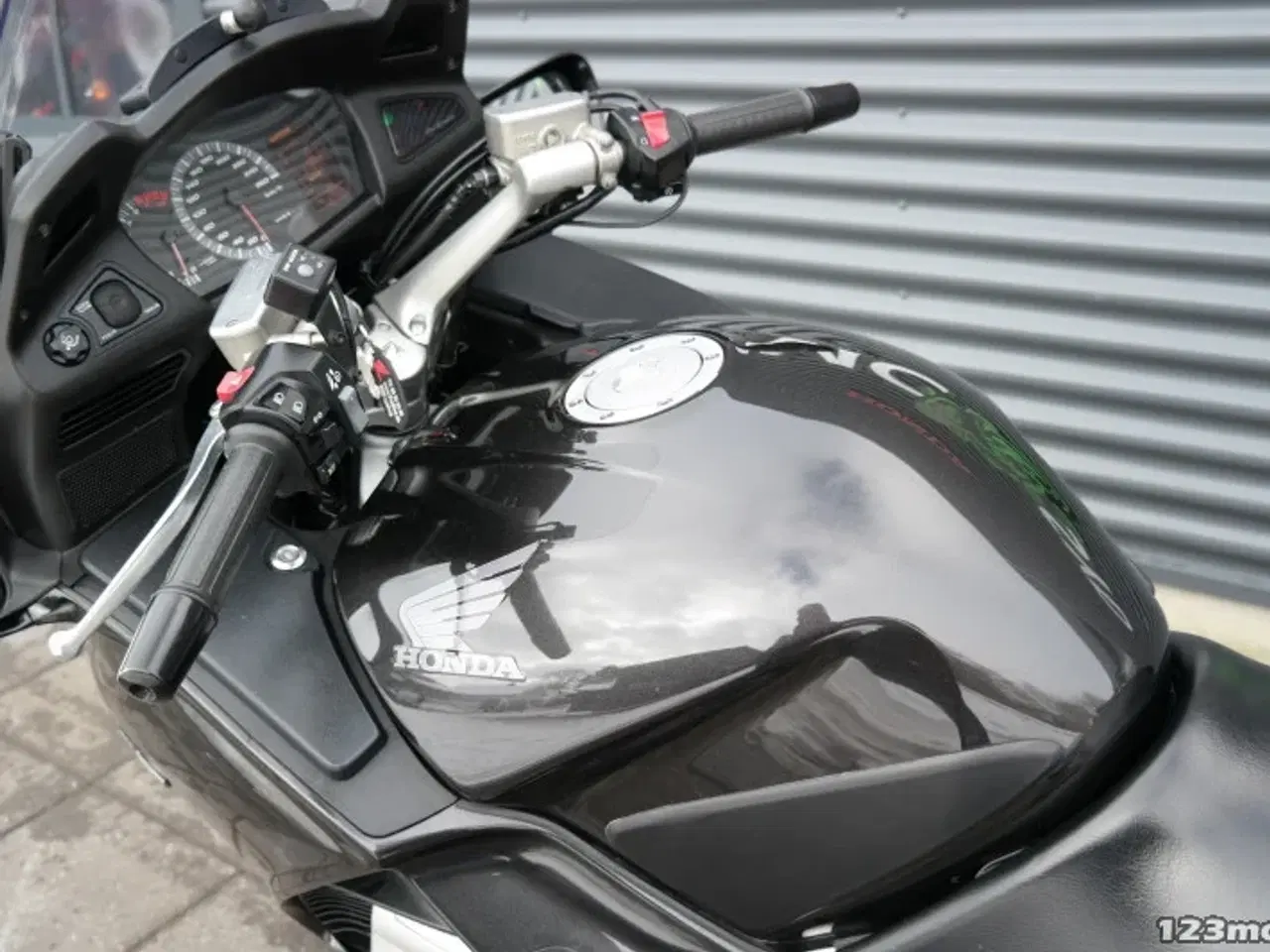 Billede 23 - Honda ST 1300 Pan European MC-SYD       BYTTER GERNE