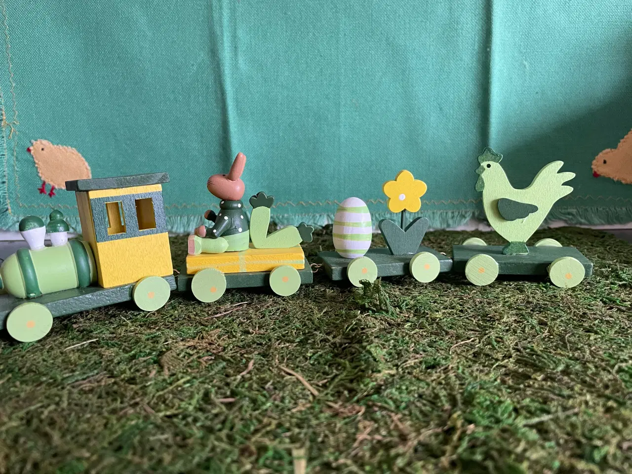 Billede 1 - Grønt påske tog i træ