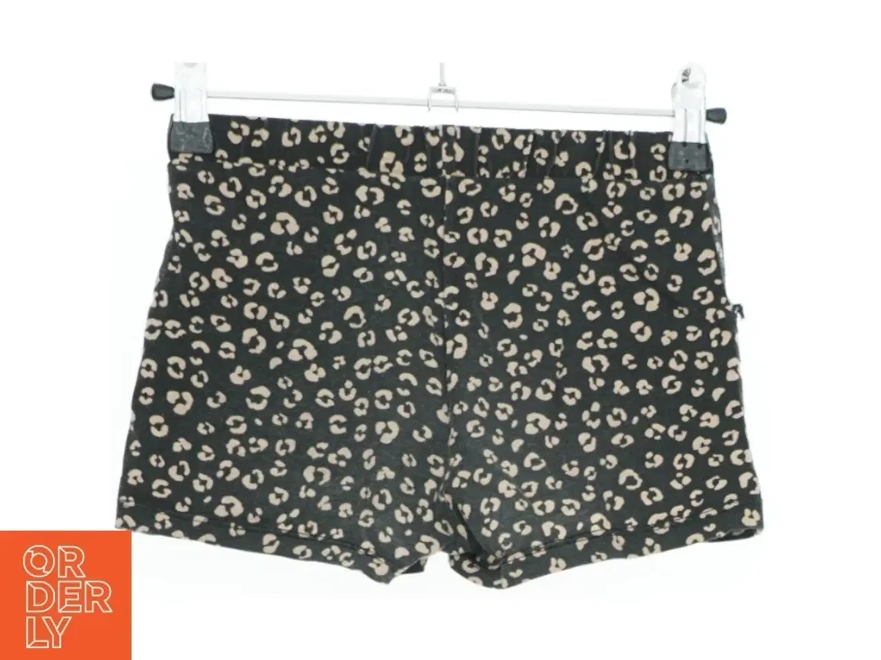 Billede 2 - Børneshorts med leopardmønster fra H&M (str. 116)