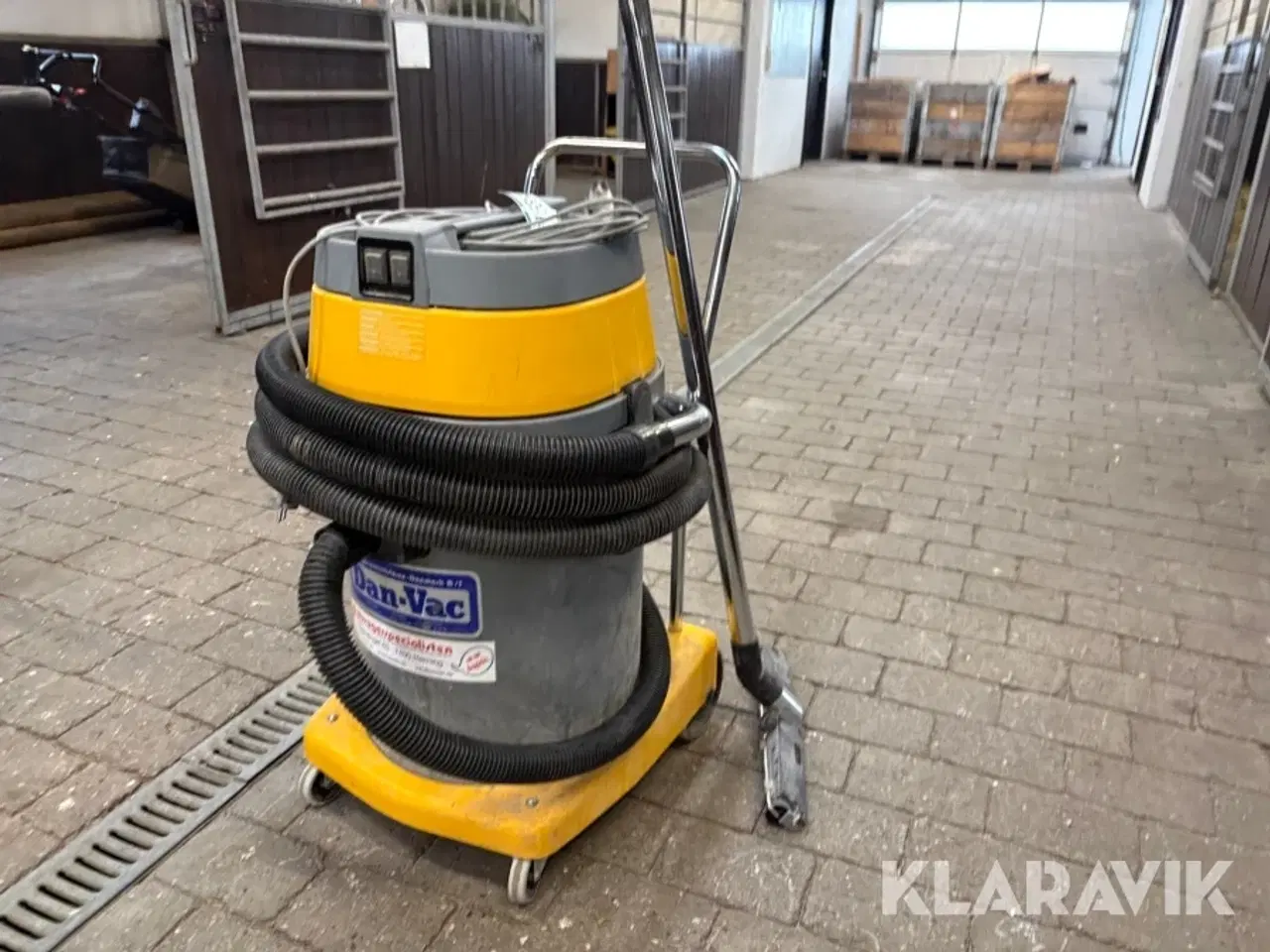 Billede 1 - Industristøvsuger Dan-vac As59 våd og tør