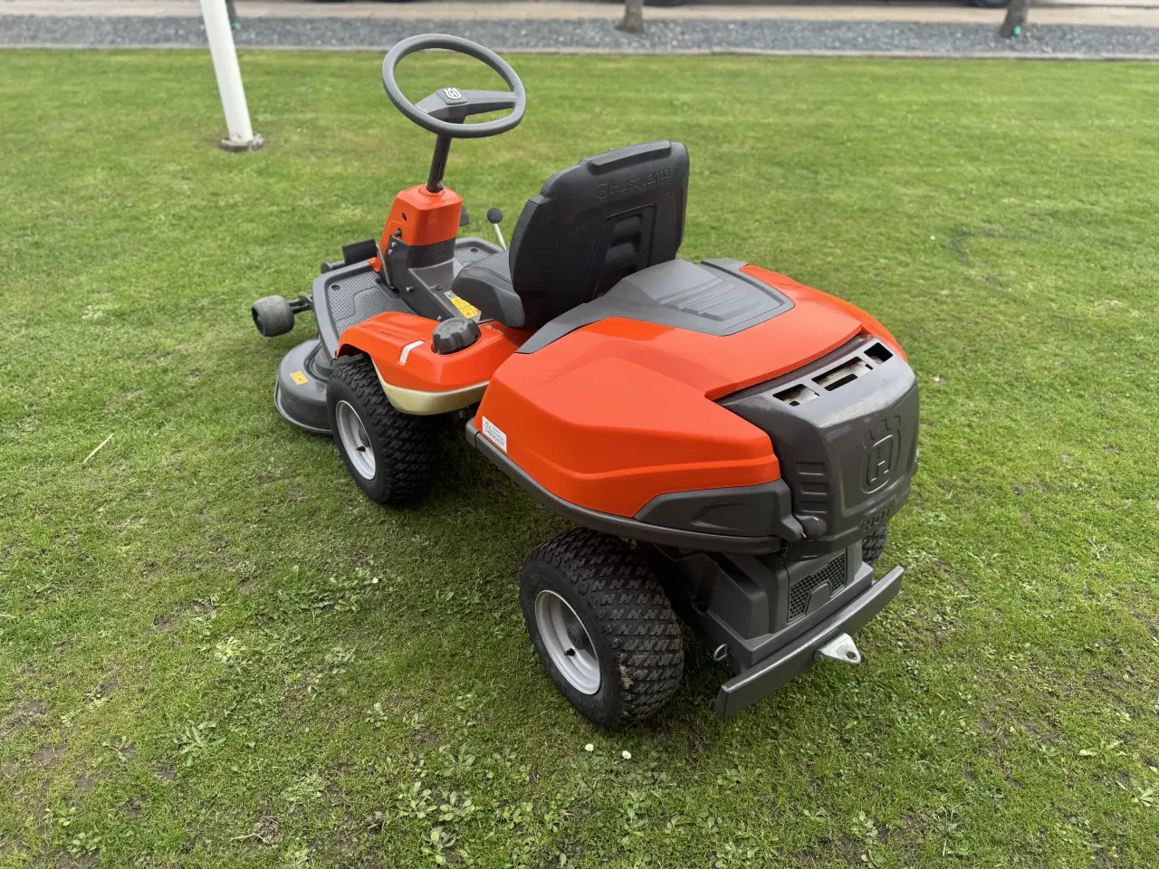 Billede 8 - Husqvarna r214Tc