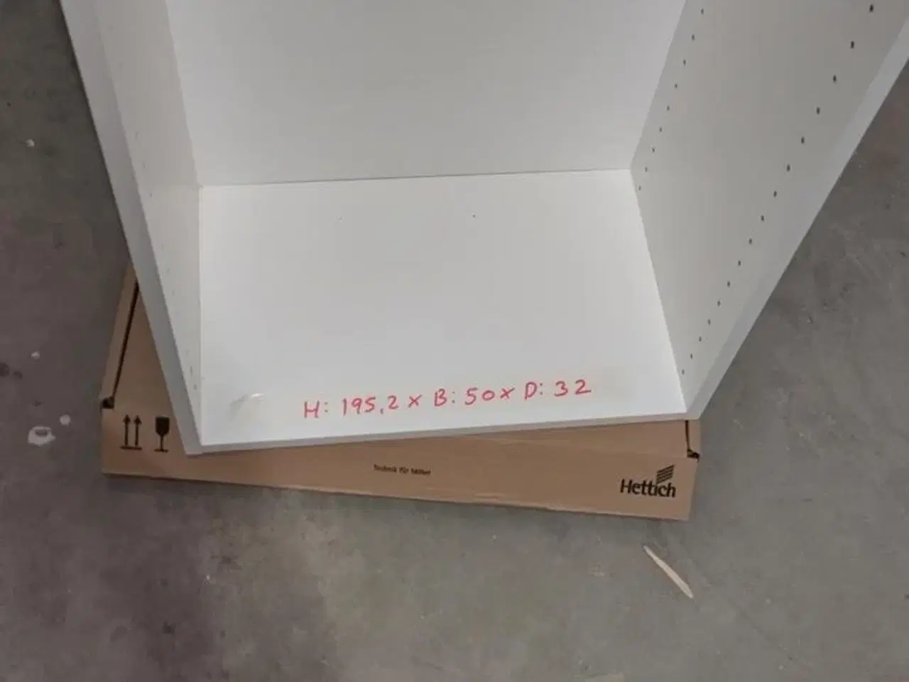 Billede 5 - 4 stk. usamlet højskabe H: 195,2 x B: 50 x D: 32,0