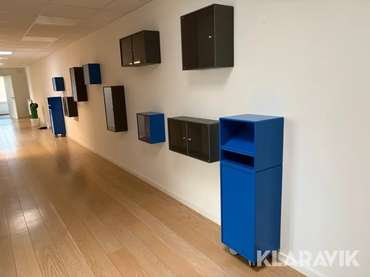 Billede 1 - Stort lot reoler Montana - 13 enheder