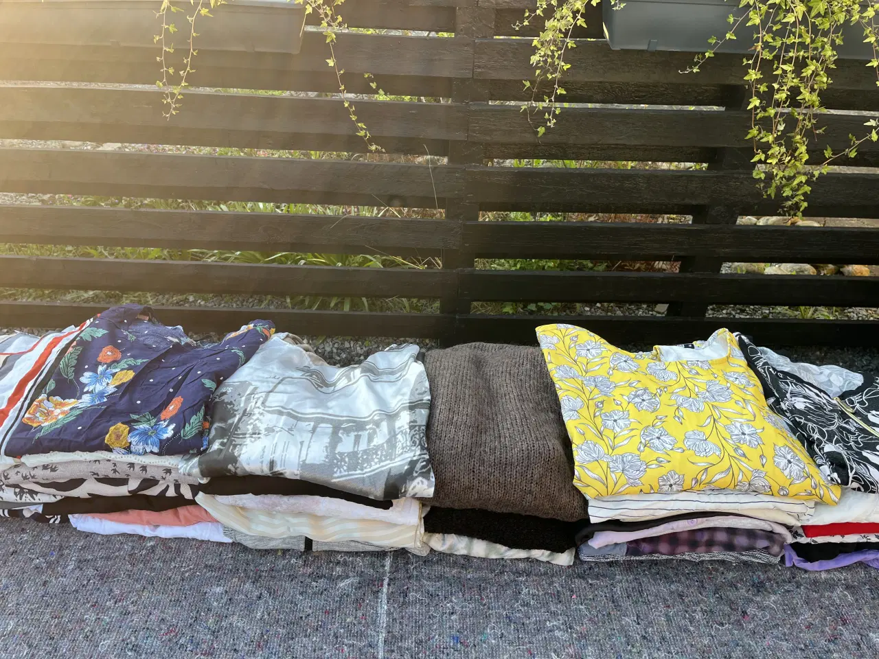 Billede 2 - Kæmpe tøjpakke primært L/XL/XXL over 125 dele