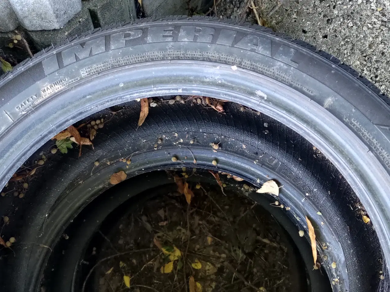 Billede 2 - Vinterdæk Imperial Dæk 225/45 R17 94V - 3 stk
