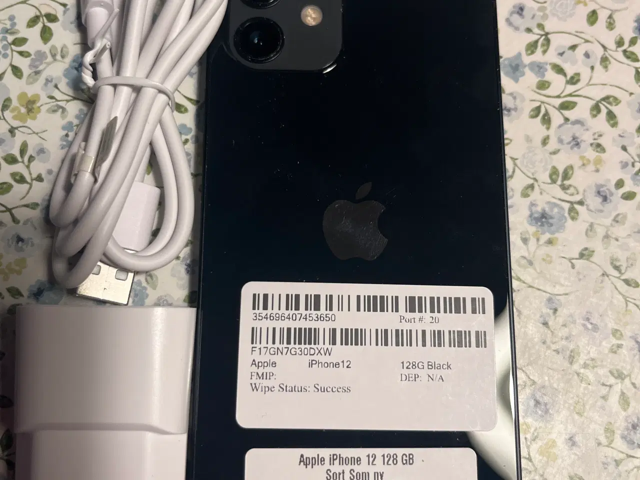 Billede 2 - iPhone 12 (Black ) 128 Gb Q