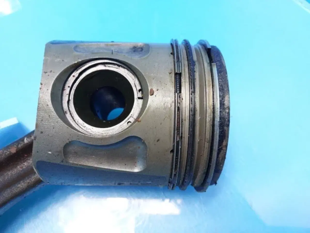 Billede 5 - Case 7010 Stempel 8094893