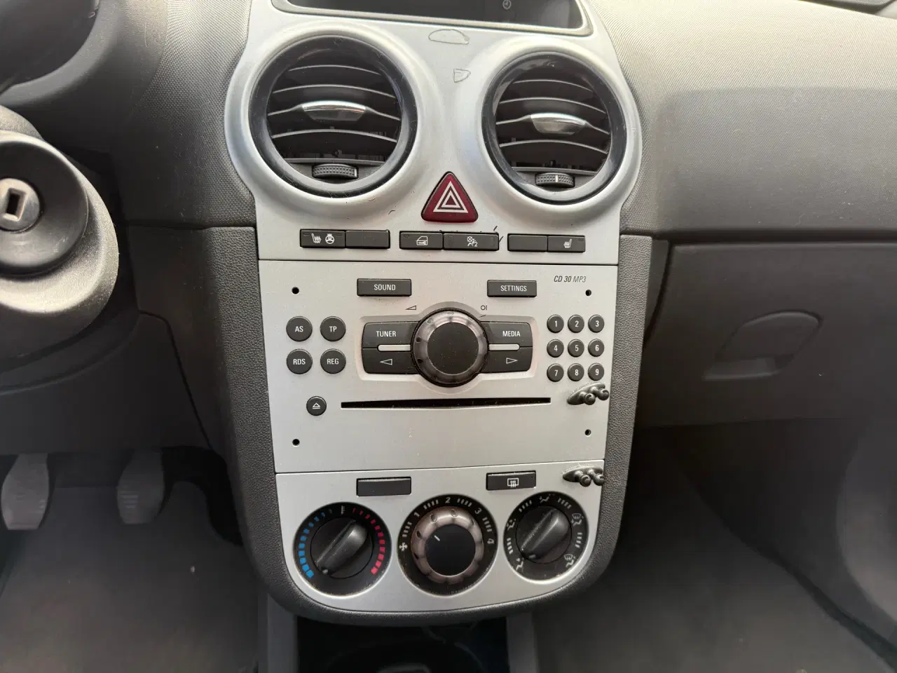 Billede 9 - Opel Corsa 1,0 Twinport Enjoy 65HK 3d