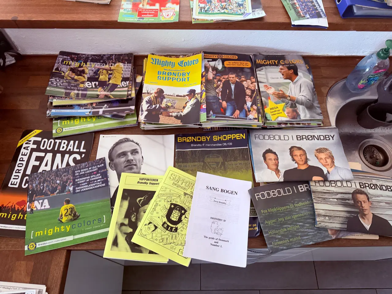 Billede 1 - Brøndby IF fanblade samling