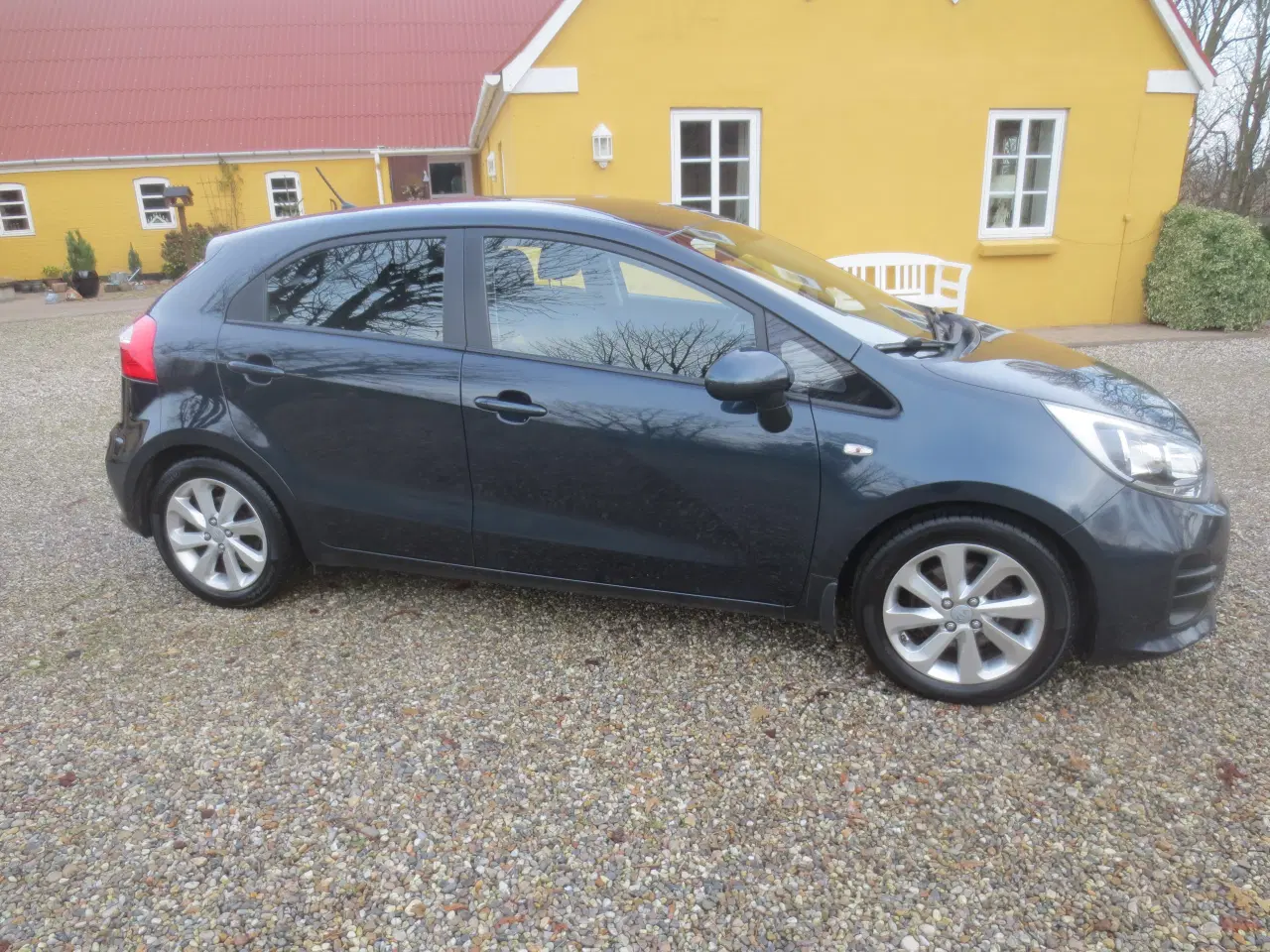 Billede 5 - Kia Rio 1.4 i Årg 2015 Nysynet.