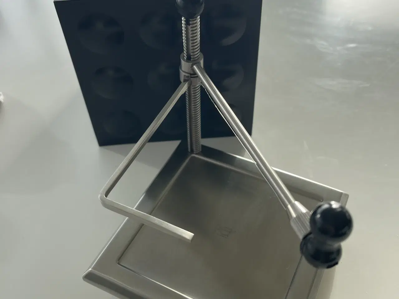 Billede 1 - Nuance/PEJ osteklokke med smart osteskærer