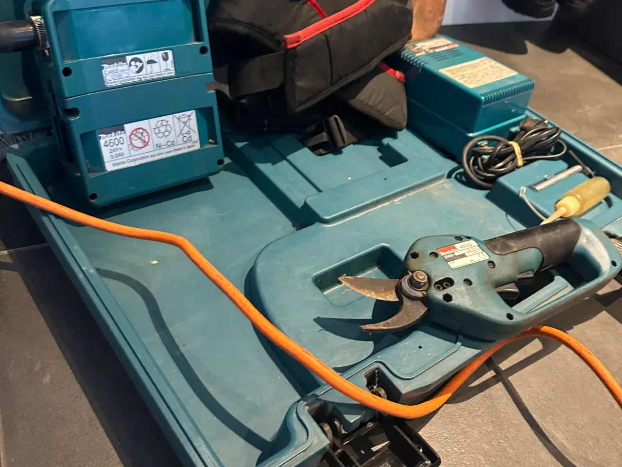 Billede 2 - Makita Akku Grensaks 4604D