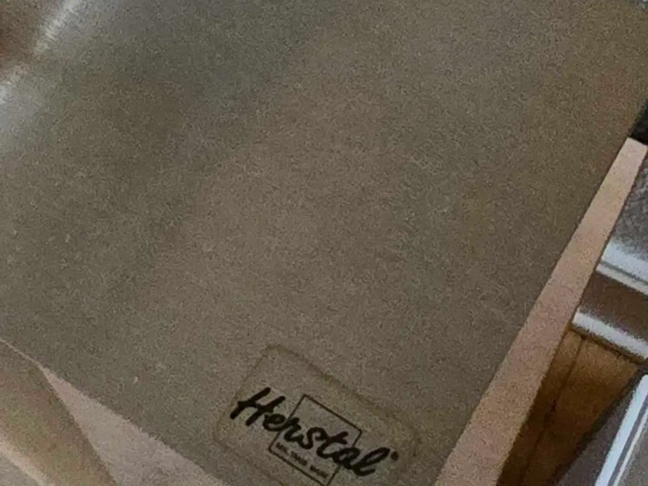 Billede 3 - Herstal Væglampe - god over spejl