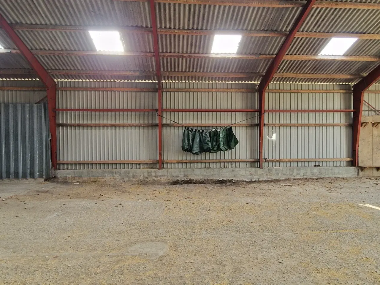 Billede 5 - Lagerhal beliggende tæt på motorvejsnet.