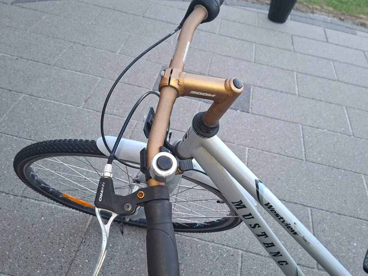 Billede 1 - En god cykel mustang 55 cm 28"hjul