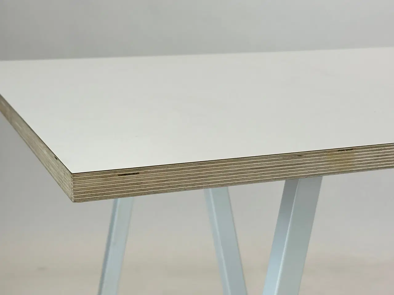 Billede 4 - HAY Loop Stand Table