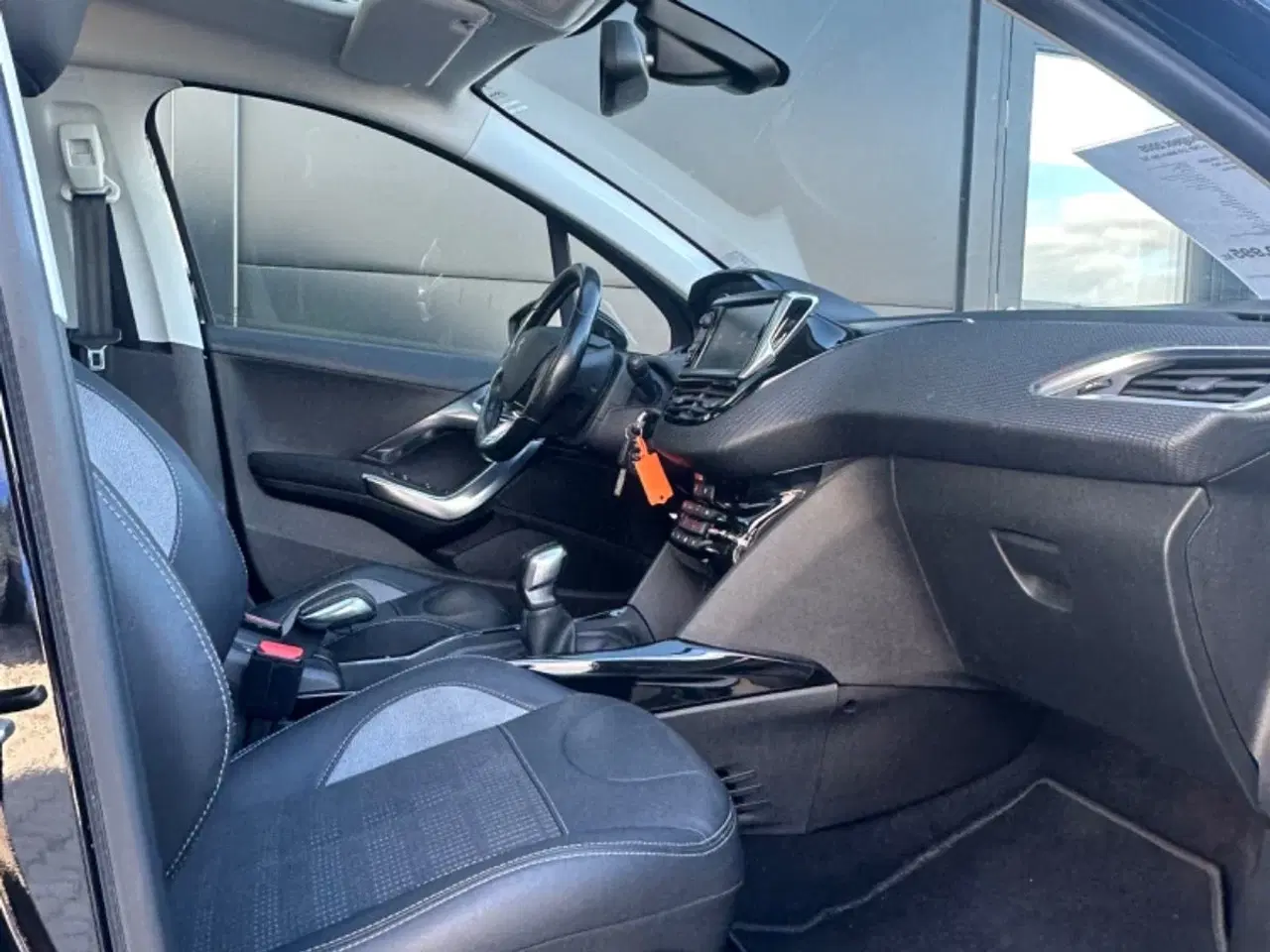Billede 8 - Peugeot 2008 1,2 e-THP 110 Allure Sky