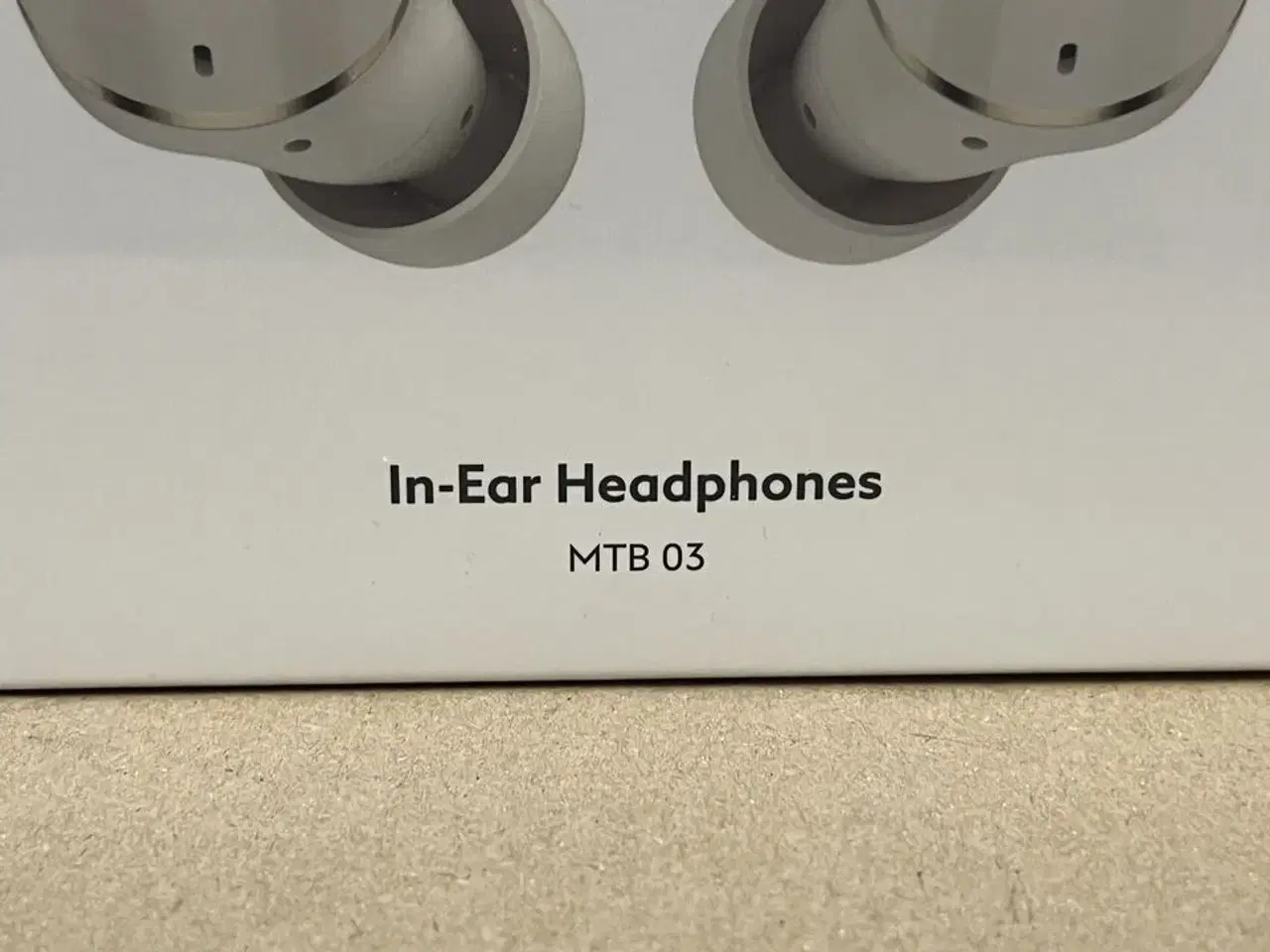 Billede 2 - Høretelefoner MTB 03 MONTBLANC Wireless In-Ear Headphones MB135495