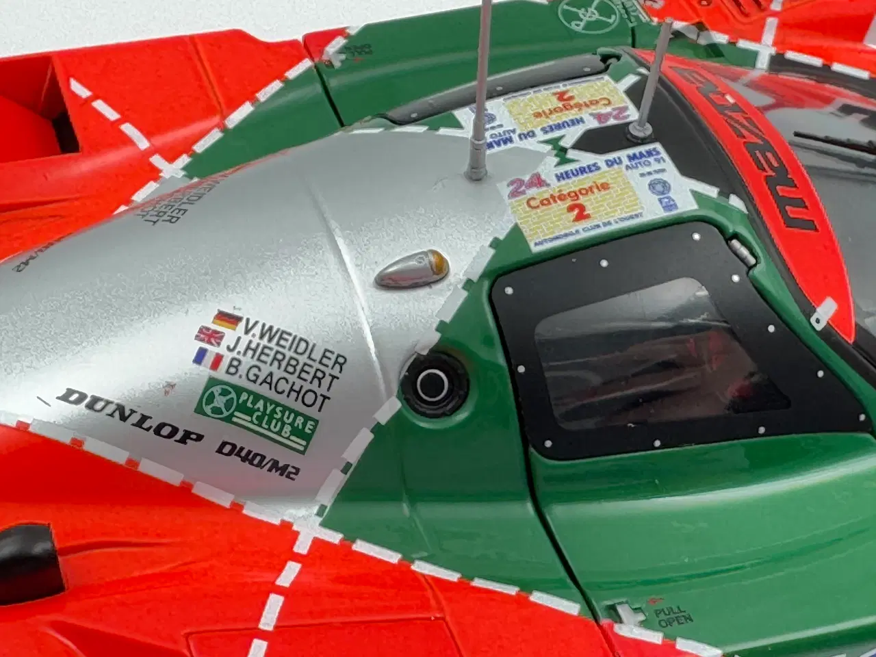 Billede 10 - 1991 Mazda 787B Le Mans (Med skade) 1:18