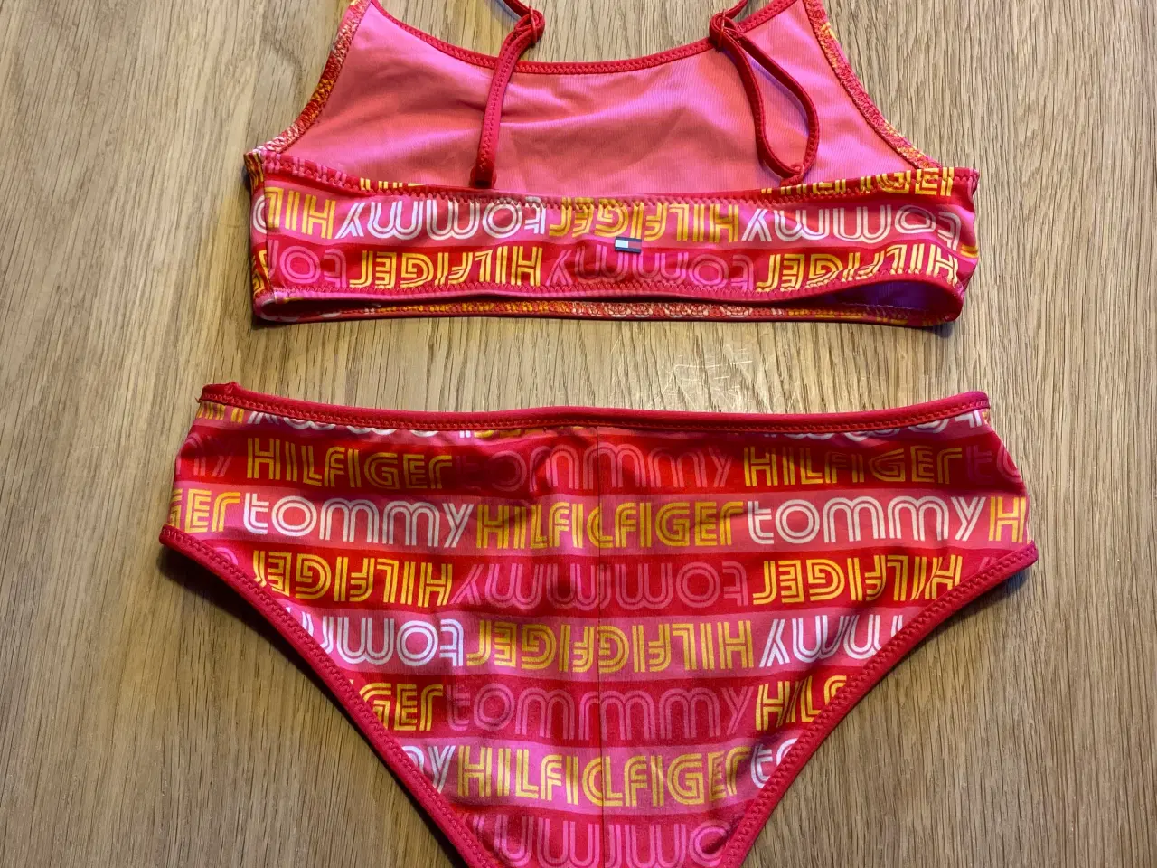 Billede 13 - Levi’s jeans str. 10 år og lidt mere tøj i 140