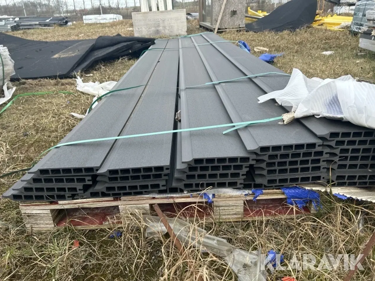 Billede 5 - Kompositbrædder Kirkedal Fer og not, sort 26styk