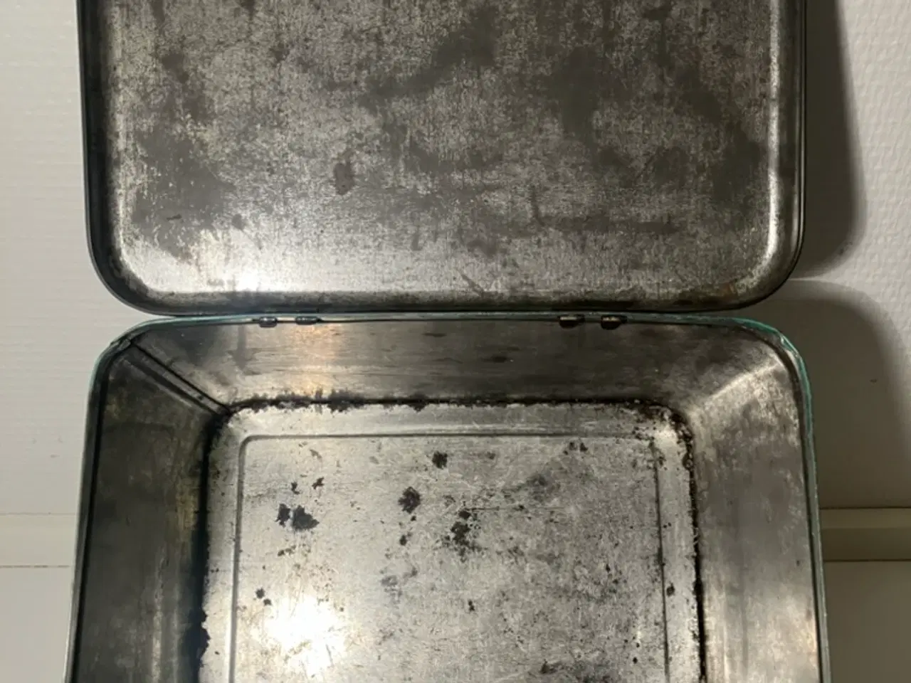 Billede 3 - Charmerende gammel dåse 