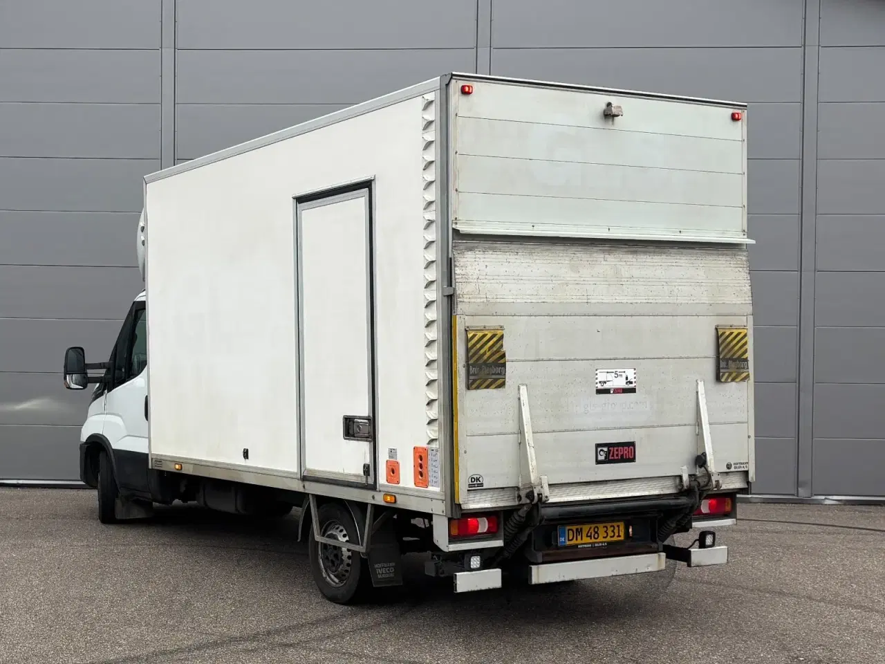 Billede 4 - Iveco Daily 2,3 35S16 Alukasse m/lift AG8