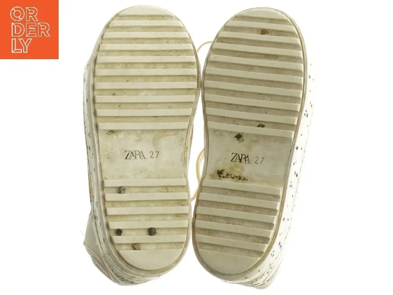 Billede 2 - Barnesko med Minnie Mouse motiv fra Zara (str. 27)