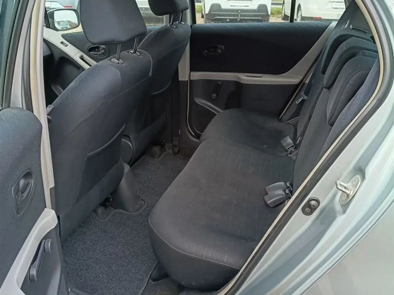 Billede 11 - Toyota Yaris 1,4 D-4D Linea Terra 90HK 5d