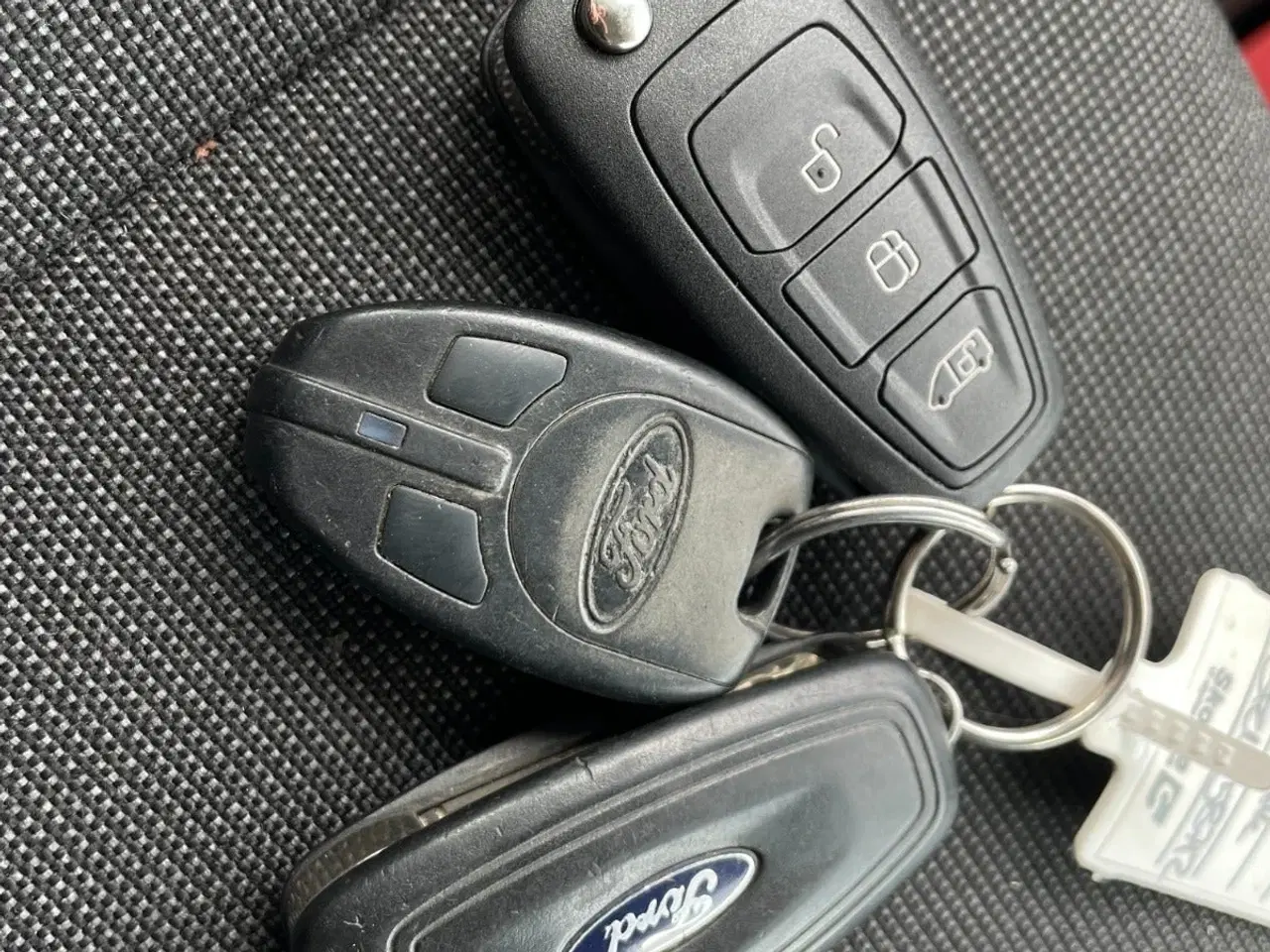 Billede 11 - Ford Transit 300L Van 2,2 TDCi 125 Ambiente FWD