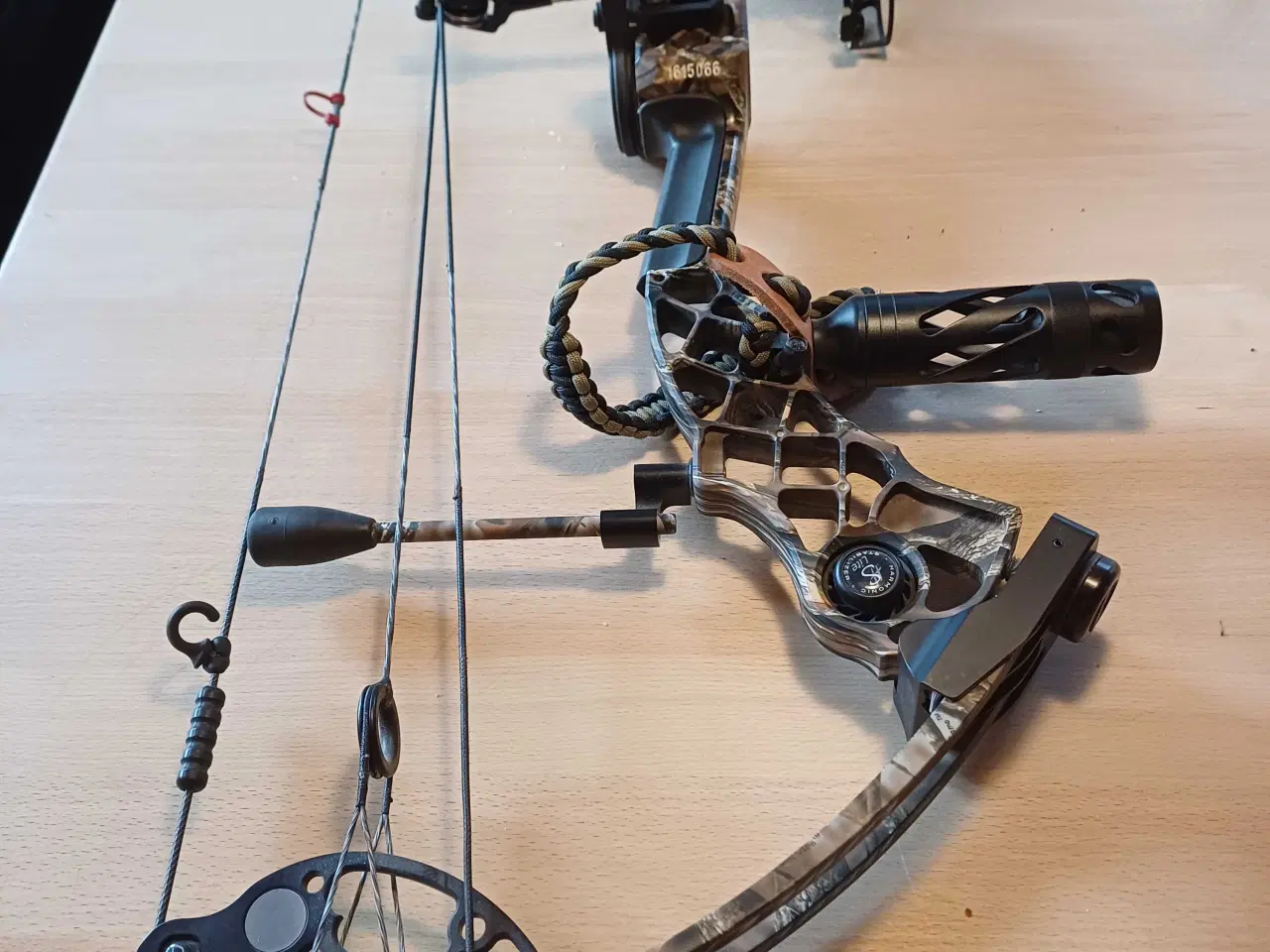Billede 4 - Compoundbue Mathews.