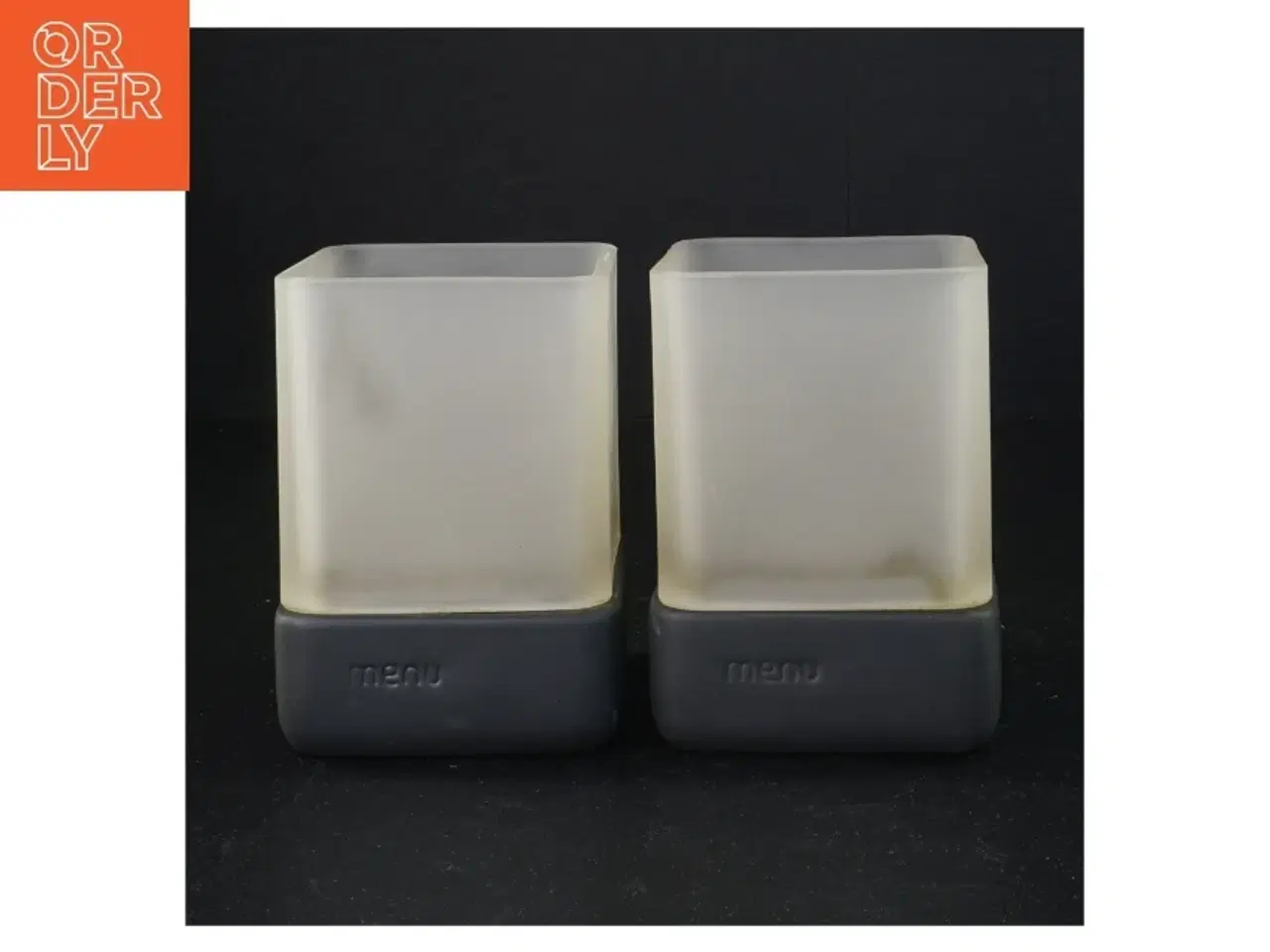 Billede 1 - MENU lysestager i stål og frostet glas fra Menu (str. 9 x 13 cm)