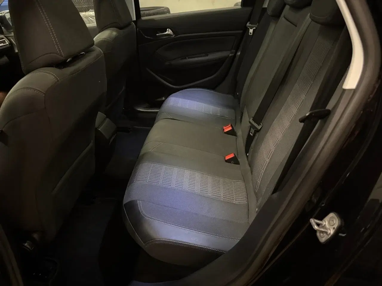 Billede 11 - Peugeot 308 1,6 BlueHDi 120 Allure Sky SW