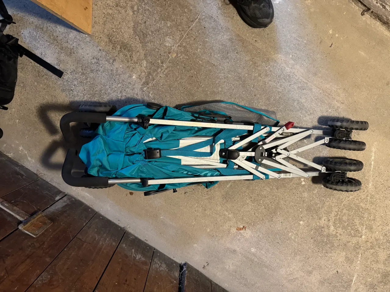 Billede 8 - Paraplyklapvogn der kan lægges helt ned. 