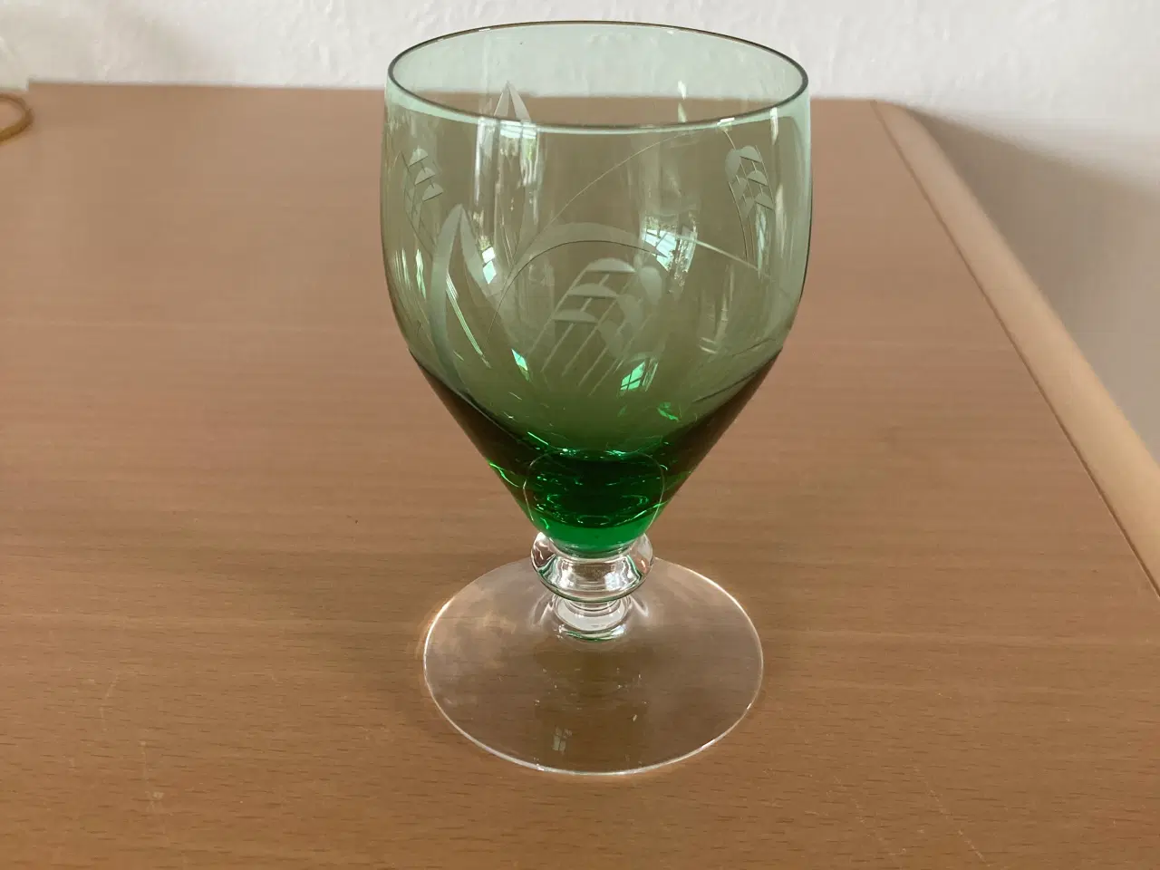 Billede 1 - Hvidvin Bygholm glas. Holmegaard Glasværk.