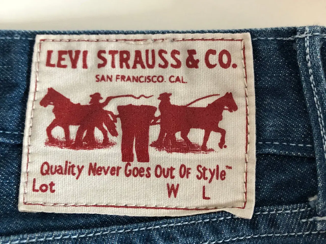 Billede 3 - Levis jeans (Aldrig brugt)