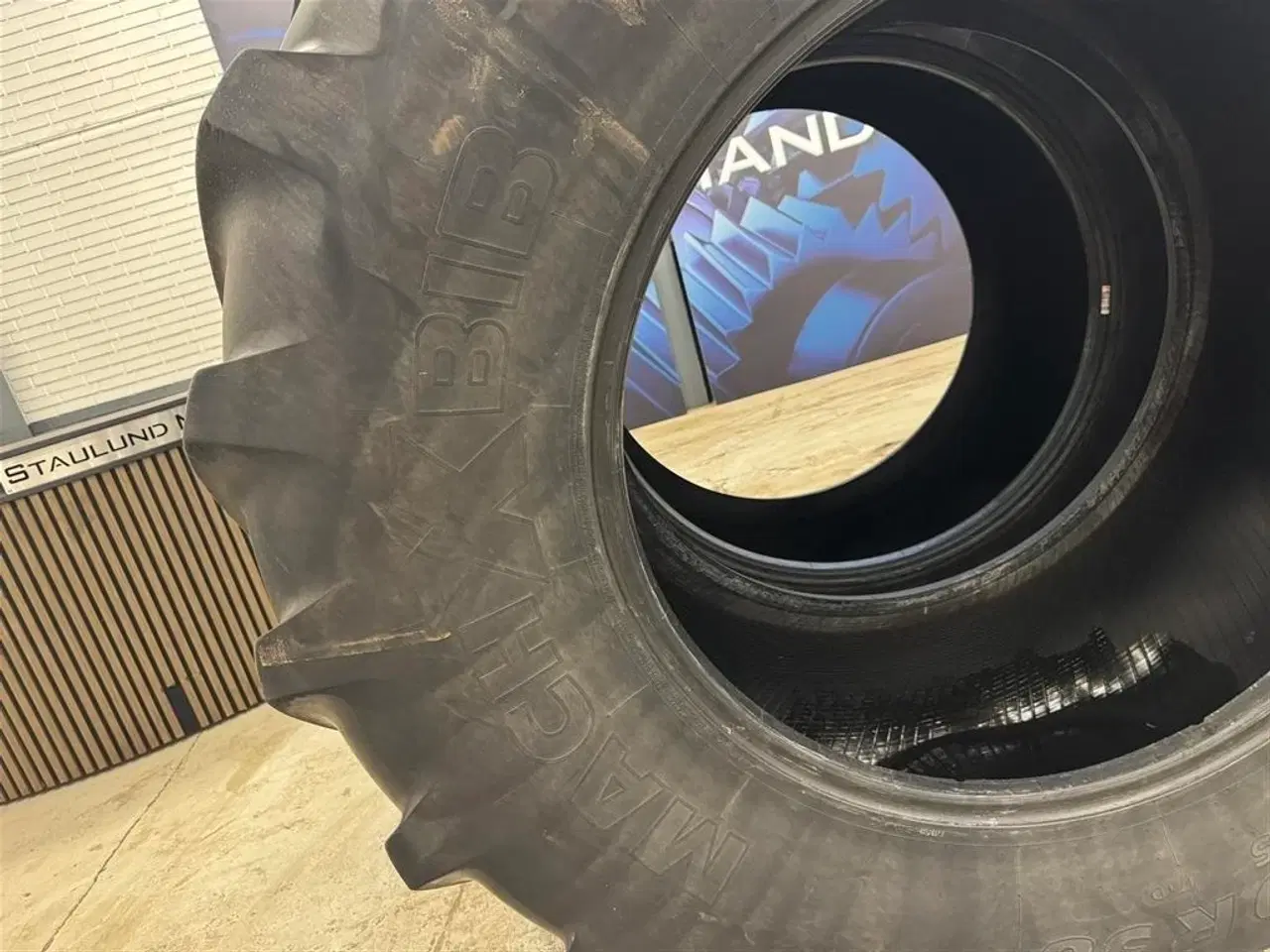 Billede 5 - Michelin 710 /70 R 38