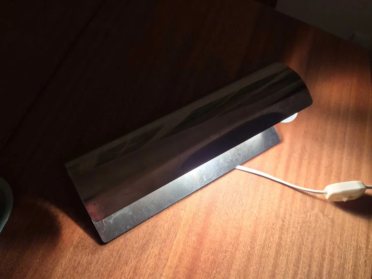 Billede 6 - Stålblanke galleri- eller sengelamper 