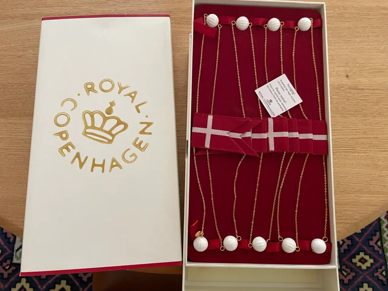 Billede 1 - Royal Copenhagen flagkæde har mere end en